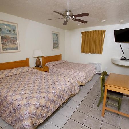 Mission Bell Motel Вентура Екстериор снимка