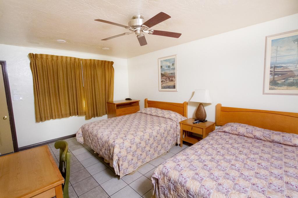 Mission Bell Motel Вентура Екстериор снимка