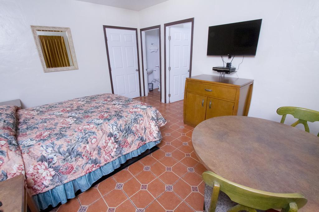Mission Bell Motel Вентура Екстериор снимка